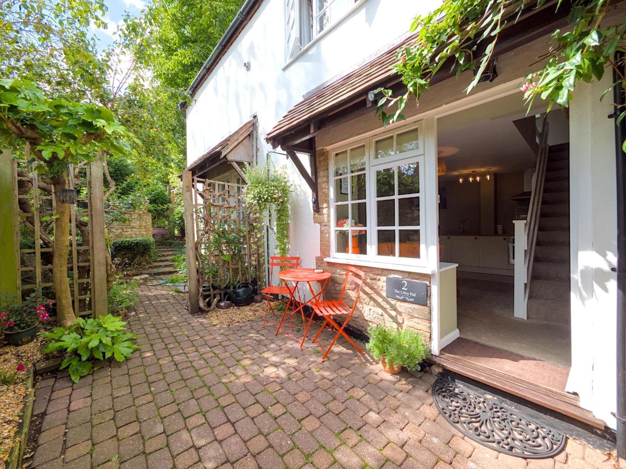 The Lilley Pad In Ludlow Cosy, Central, Perfect For Couples, Netflix & Parking Permit 外观 照片